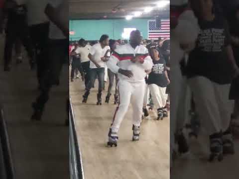 Skate King in St. Louis: Sunday morning Labor day weekend - Roll - YouTube