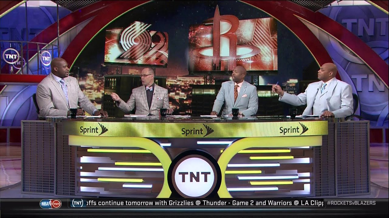 TNT's Shaquille O'Neal calls Robin Lopez "Barbecue Chicken" YouTube