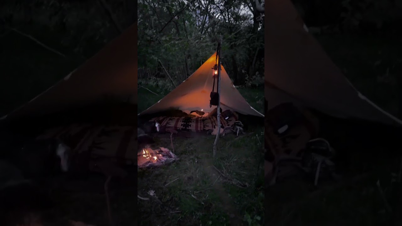 River side tarp camp ⛺️ 🔥