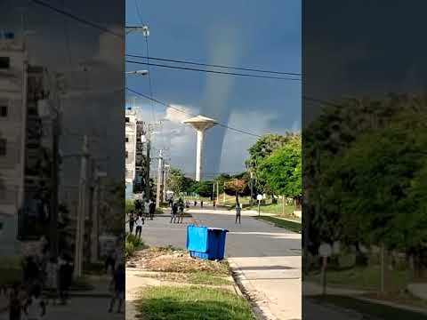 Tromba marina esta tarde en la Bahía de Cienfuegos