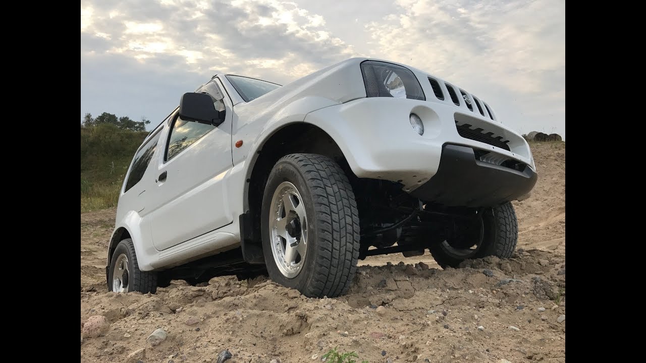 The Samurai Lives! Suzuki Jimny Mini Truck Review, Drive and 0-60