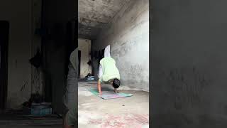 Easy Handstand Learning for Beginners | Step by Step Handstand Practice