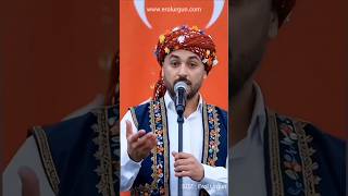 Cumhuriyet Türküsü / Gençliğe Emanettir, Başta Başkomutandan