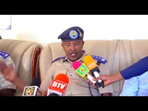 Deg Deg Daawo Taliska Ciidanka Policeka Oo Soo Bandhigay Dad Dil Geystay Hargeysa