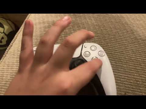 Pressing square button on a ps5 controller - YouTube