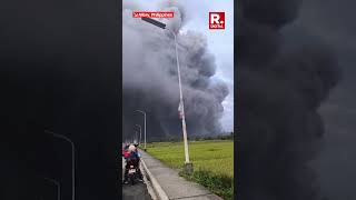 Philippines’ Most Active Volcano Mayon Rumbles Again, Spews Giant Ash Column