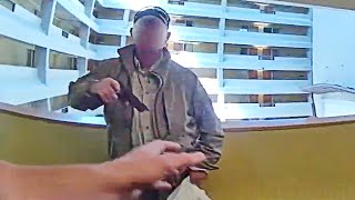 Child Predator Fatally Shot After Pulling Gun On Cops at a Hotel in Seattle by PoliceActivity 840,042 views 2 weeks ago 1 minute, 22 seconds