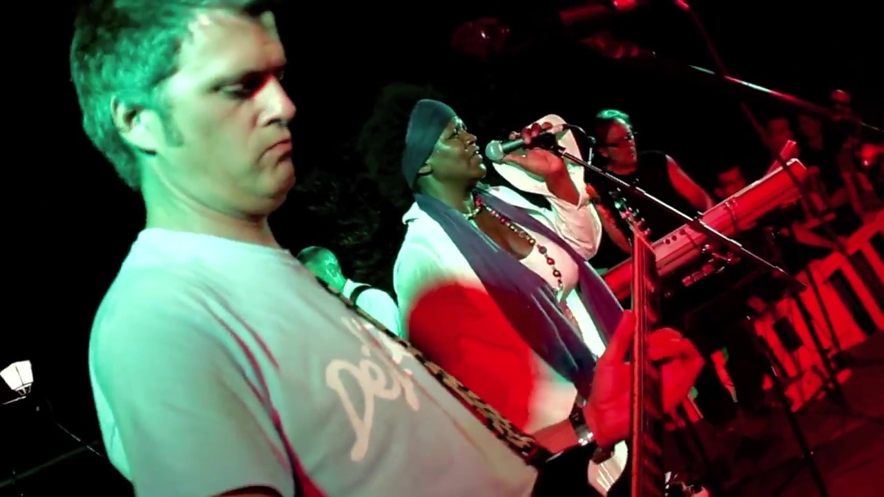 WE CAN - by Sheela Gathright & Palma Groove Project, Eres Negre Festival, Banyalbufar, Mallorca 2014