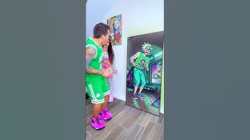 What’s wrong with my mirror? #katebrush #shorts