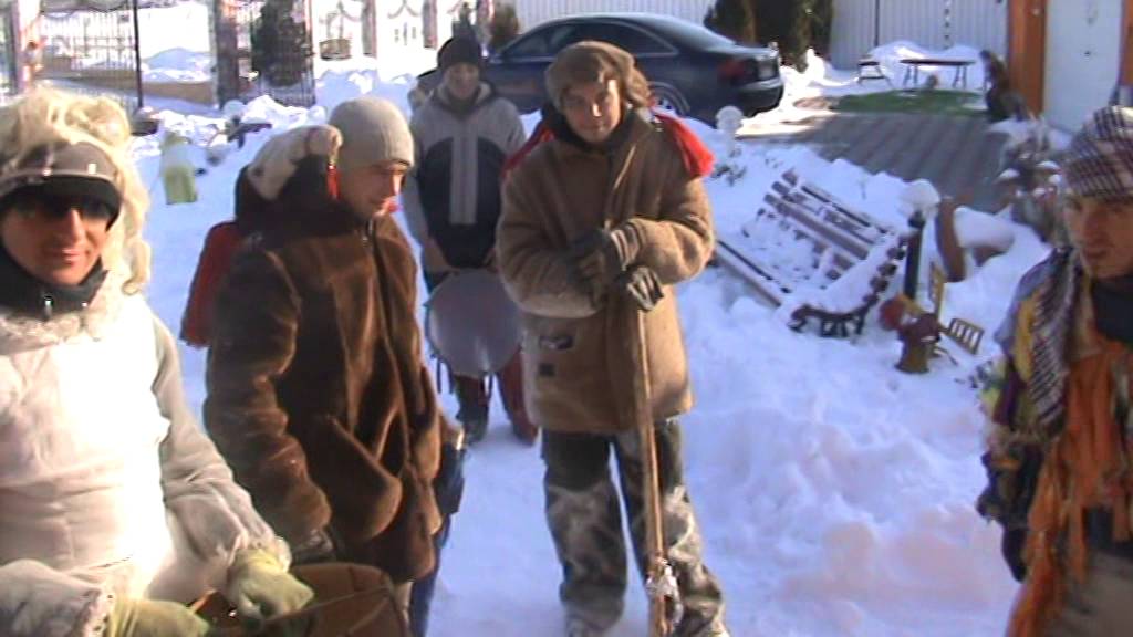 Traditii si obiceiuri de anul nou . 2015 - Enea Vasile