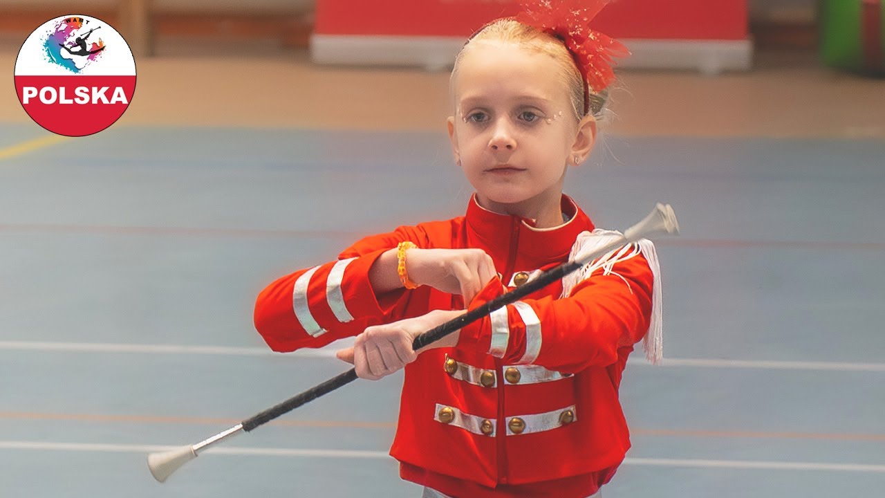 SOLO BATON KADETKI - Mażoretki Chełmżyńskiego Ośrodka Kultury - Świąteczna Bajka 2024 / WAMT Polska