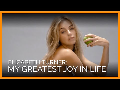 Elizabeth Turner: Seeing Loved Ones Go Vegan Is 'My Greatest Joy in Life'