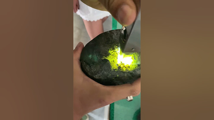 đổ thạch ngọc bích giá 35 triệu #shorts #ngọcmyanmar #jade #Ngoc #jewellery #jadeA #toilet #ngocbich