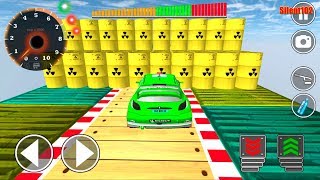 Impossible Mega Ramp Green Sports Car Stunt Drive #3 - Android Gameplay screenshot 2