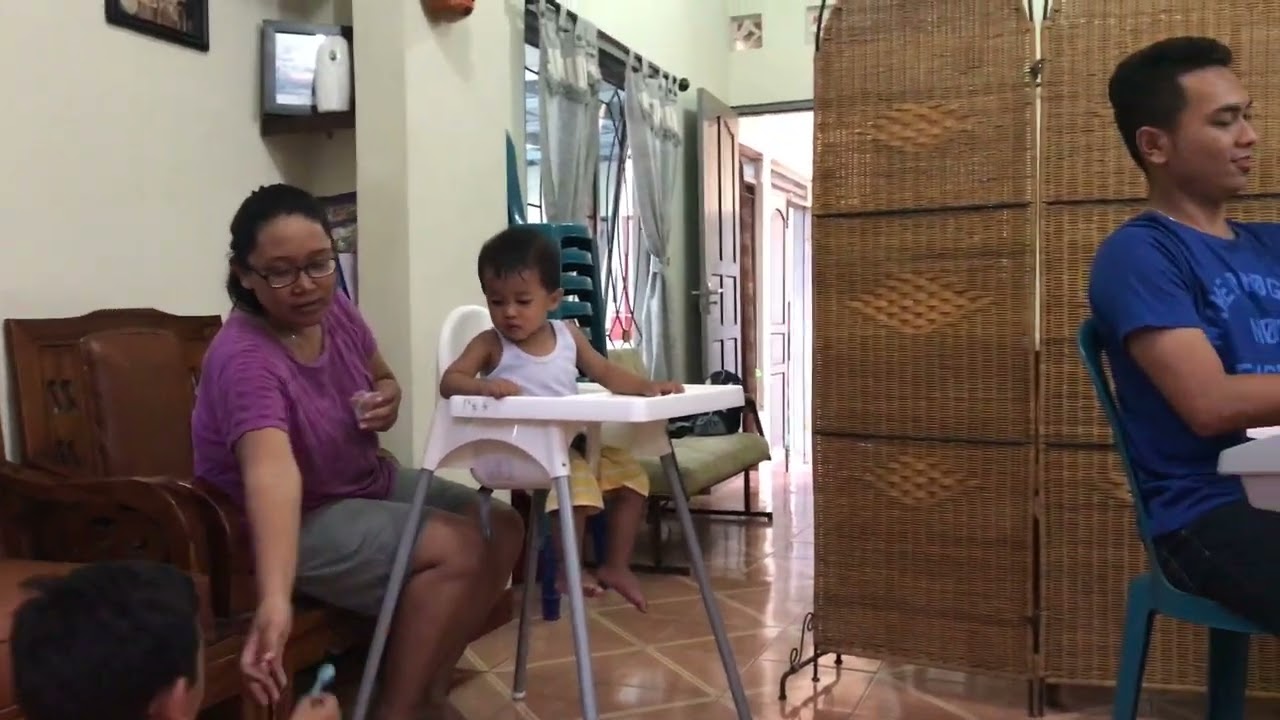 Cover lagu Coldplay-Yellow by ATHR (Andreas and The Historical Review)