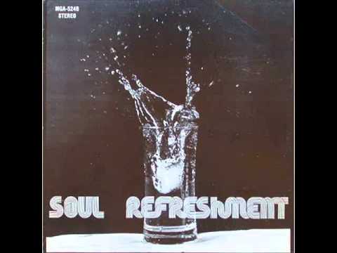 The M.L. King Jr. Ensemble Movement - Ain't No Mountain High (Can't 'Cha Hear Me Callin' To Ya)