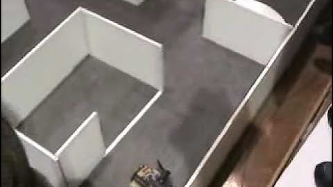 FlameOut - Firefighting Robot @ RoboGames 2005 - Run #1