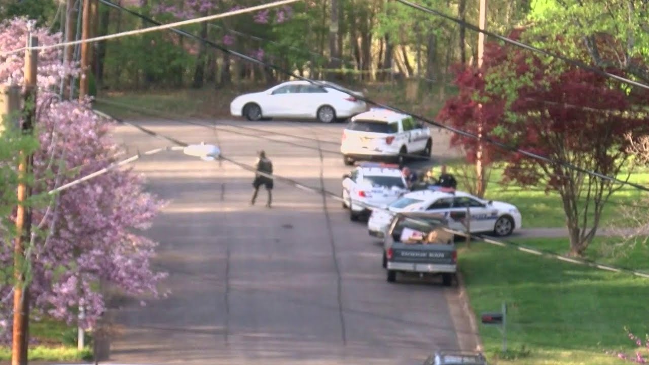 Suspect in custody after standoff in Lynchburg YouTube