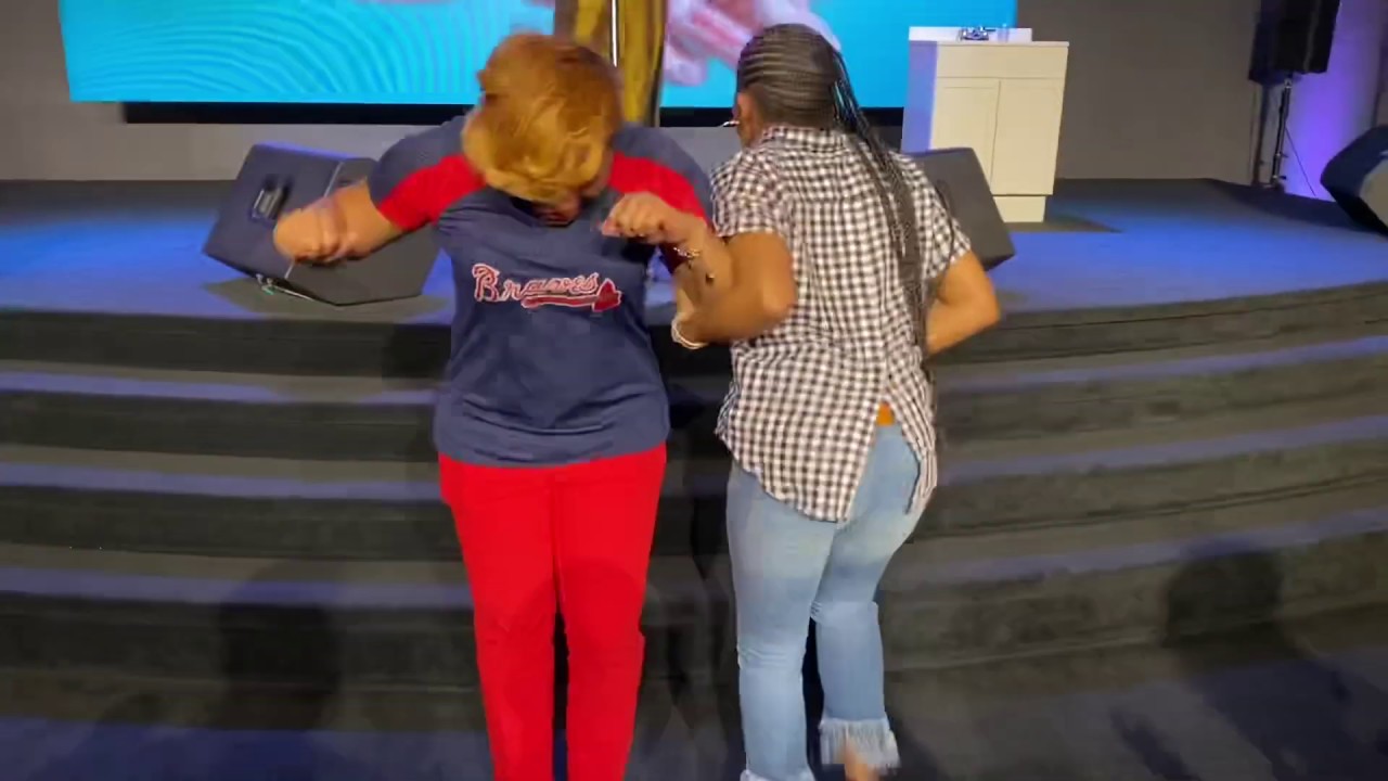 Crazy Praise Break at The Harvest Tabernacle!!! 3/15/20