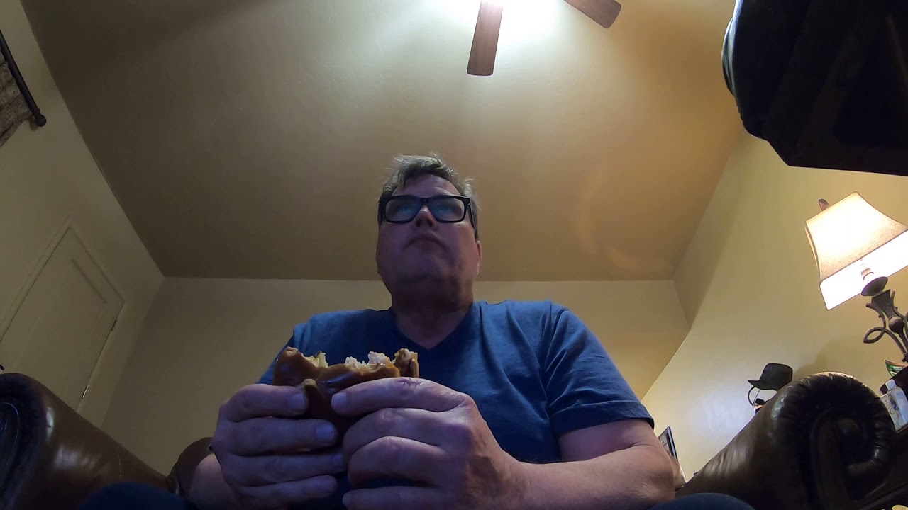 Popeyes Spicy Chicken Sandwich, Riverside Suites, Tucson, Arizona, GX011390