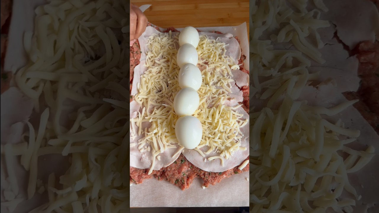 Minced meat roll with egg, ham and cheese 🌼✨