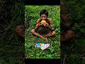 She helped a wild man who was hungry and thirsty #survival #bushcraft #camping