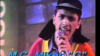 Download Lagu holiday rap subtitulada en español MP3