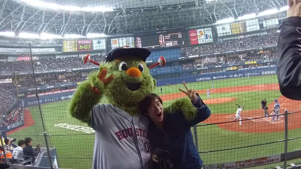 Up close with Astros' Orbit during Japan Series - YouTube
