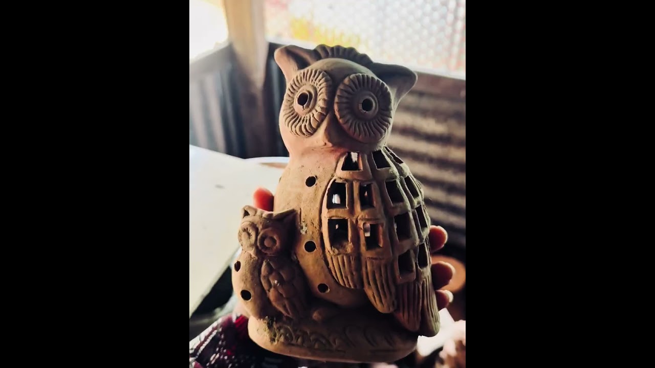 শরীয়তপুরের কার্তিকপুর গ্রামের পালপাড়া যেখানে মাটির ছোঁয়ায় জন্ম নেয় শিল্প…