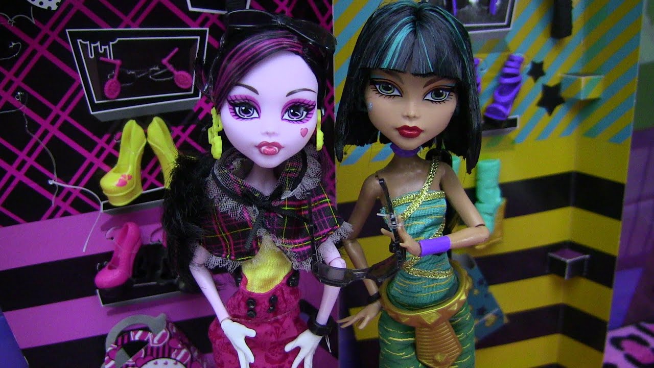 MONSTER HIGH I LOVE SHOES CLEO DE NILE & DRACULAURA REVIEW VIDEO !!!! :D !  - YouTube