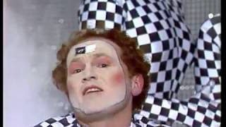 Mike Batt - Love Makes You Crazy