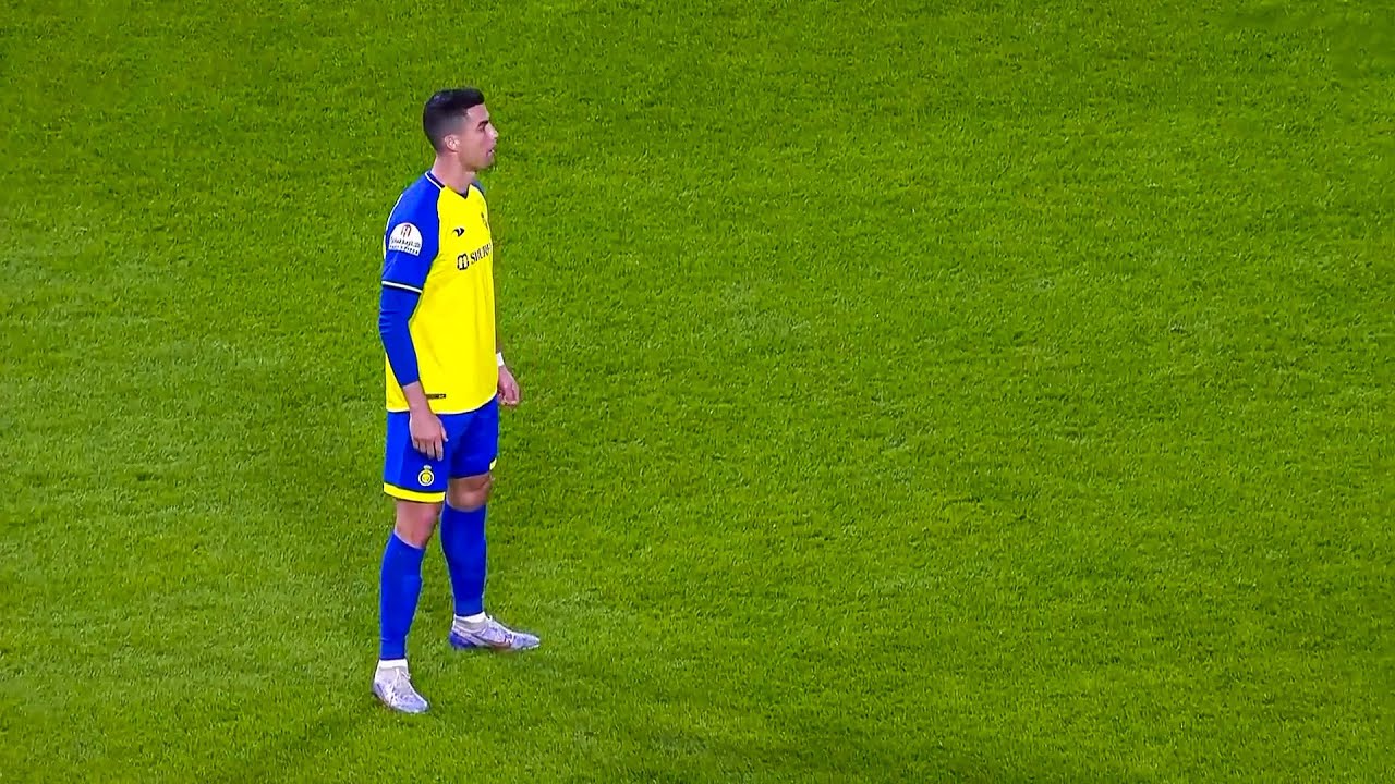 Watch: Cristiano Ronaldo Leaves Defender On Floor, Showcases Stunning  Skills On Al-Nassr Debut