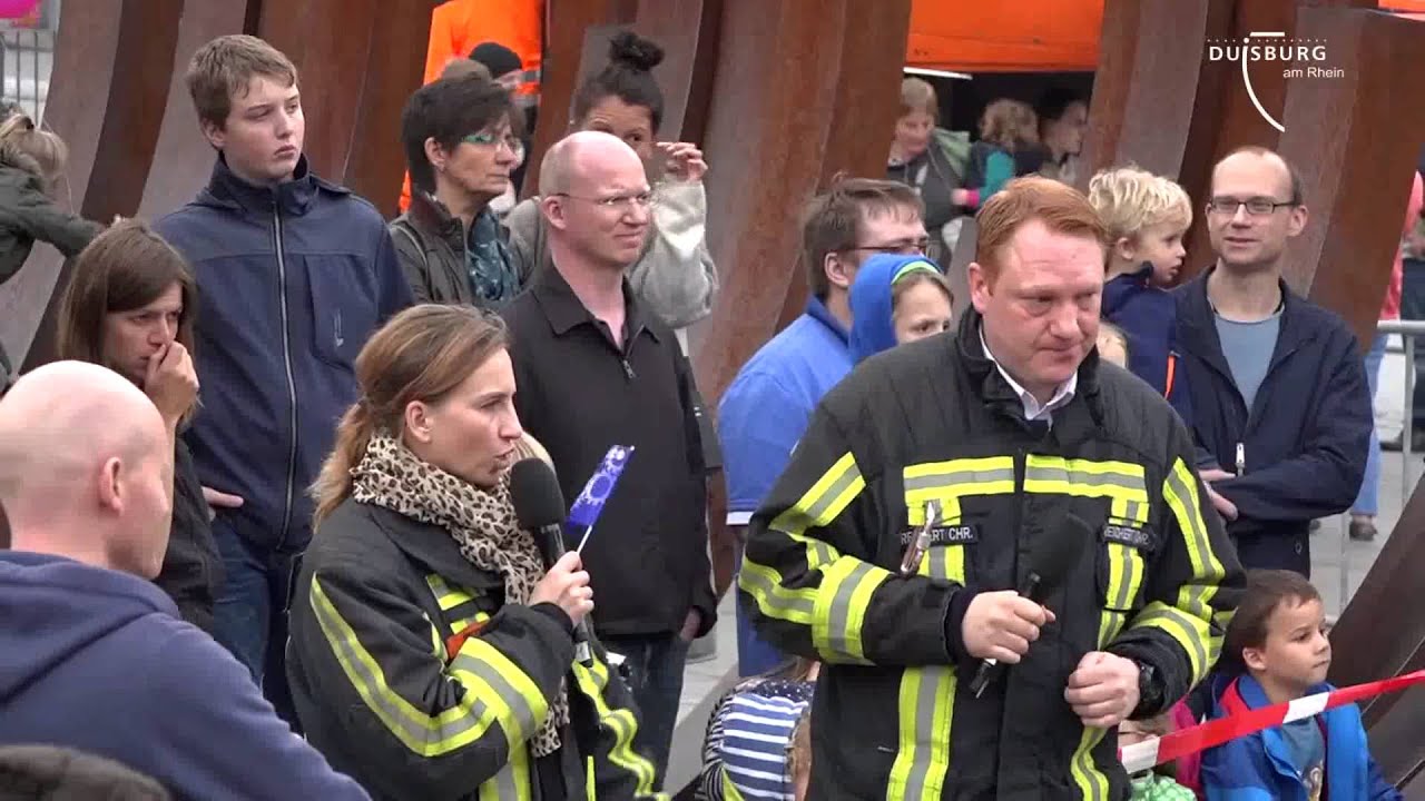 Vorführung der Feuerwehr Duisburg1,