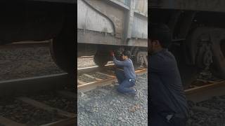 railway technician ka kaam | technician secure train brake #shorts #shortsfeed #shortvideo #railway