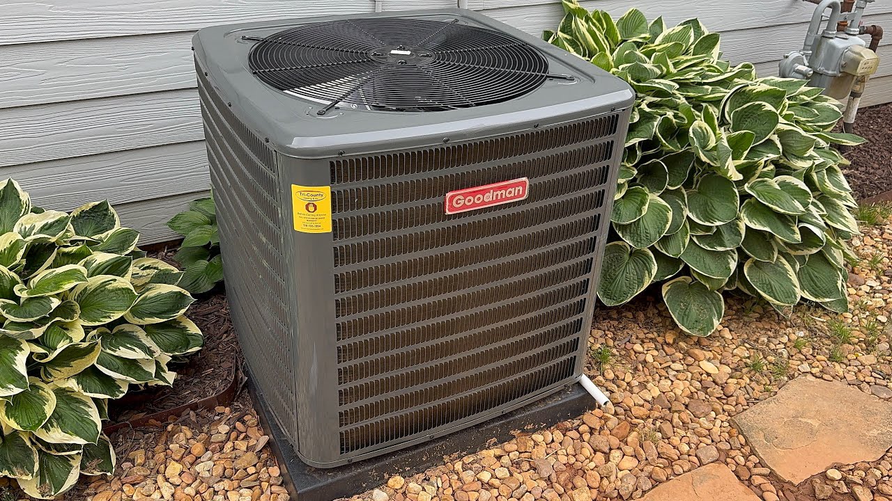 パナソニックのエアコン Eolia 室外機 CU-227CF 外観、動作等