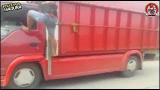 STORY WA TRUK PUTRA MADURA DJ ADUH MAMAE