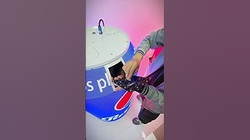 Can be made into a soda advertisement#creativeleddisplay #eagerled #ledscreen #leddisplay