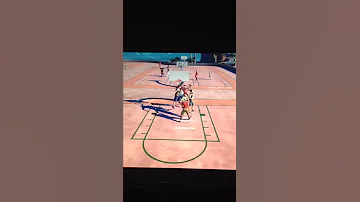 5'7 Point Guard dunking on a 7'3 Center in NBA2k16 MYPARK