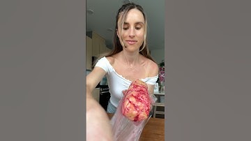 Lemon raspberry cookie ice cream sandwich #dessert #cookies #icecream