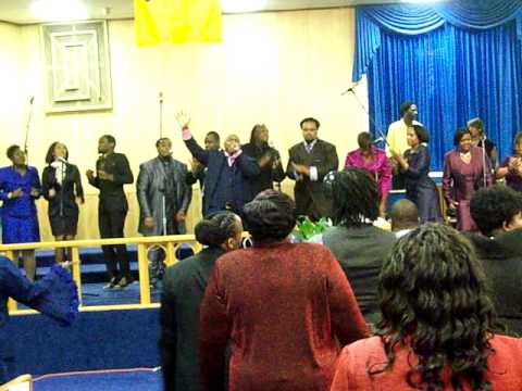 The Bishop's Choir - Singing: Trust Him & Power