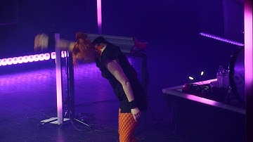 Garbage - Push It (live @ TivoliVredenburg Utrecht 23.09.2018) 3/4