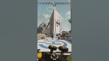 Don’t mind the bad grenade throws…😅 #apexlegends #apexclips #mirage #funnymoments #apexsolos