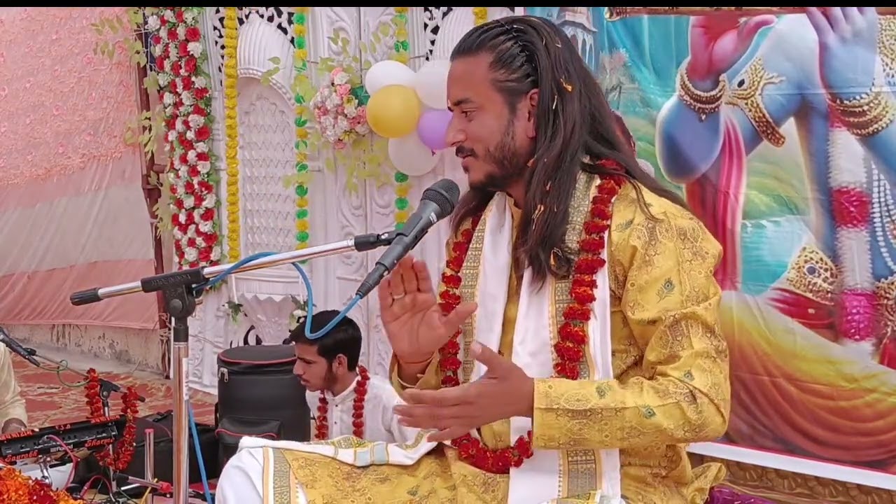 Jay jay radharaman hari bol #viral #kirtan #jay #radharaman #bankebihari #youtube 