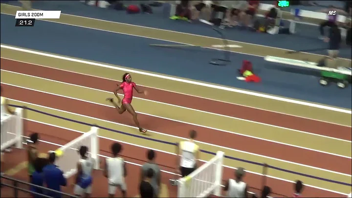 Tamari Davis 23.66 Indoor 200m
