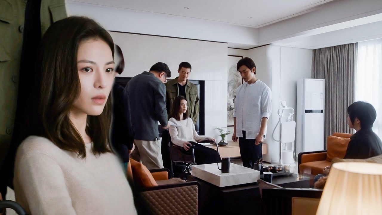 The husband brought his mistress home, and his wife taught him a lesson with just one calm sentence!