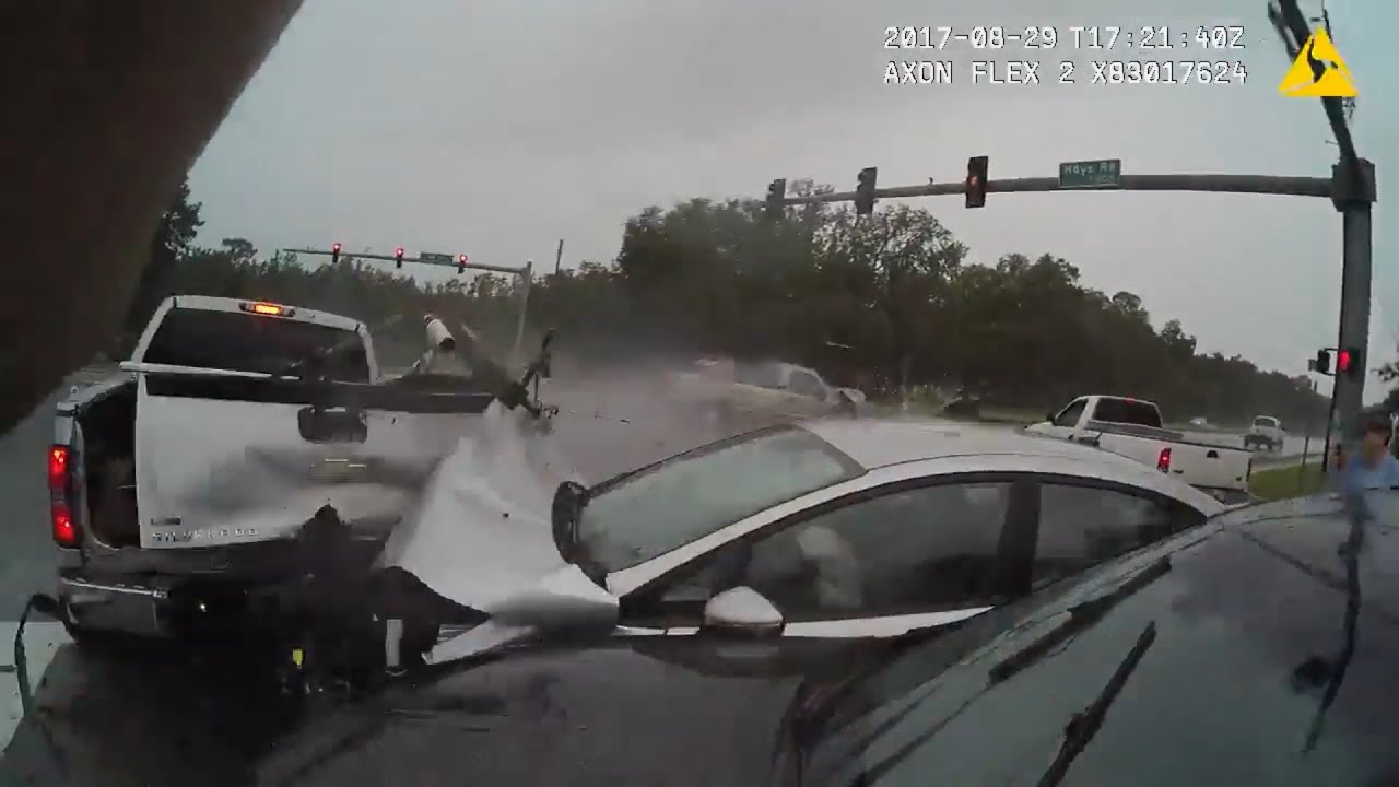Deputies Assisting In Crash Hit By Second Car Crash - YouTube