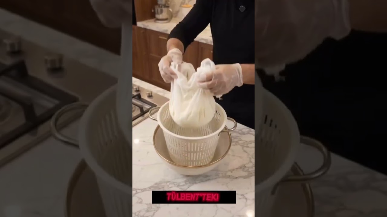 Pratik Yemek Tarifleri Yumurtaları kaynayan süte kırın harika sır