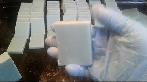 Making Soap Baby Shower Favors | Newborn Baby fragrance | blue mini cold process soaps