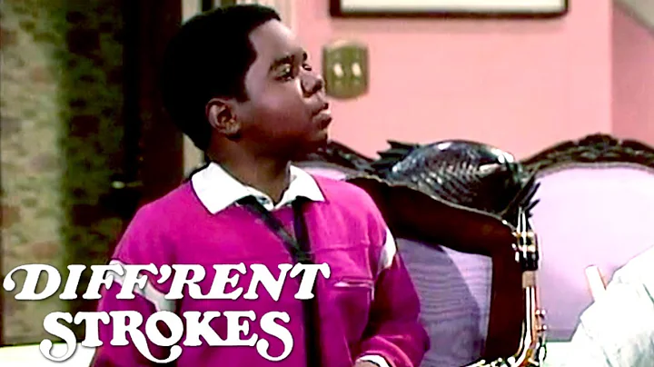 Diff'rent Strokes | Arnold Tries To Play The Saxop...