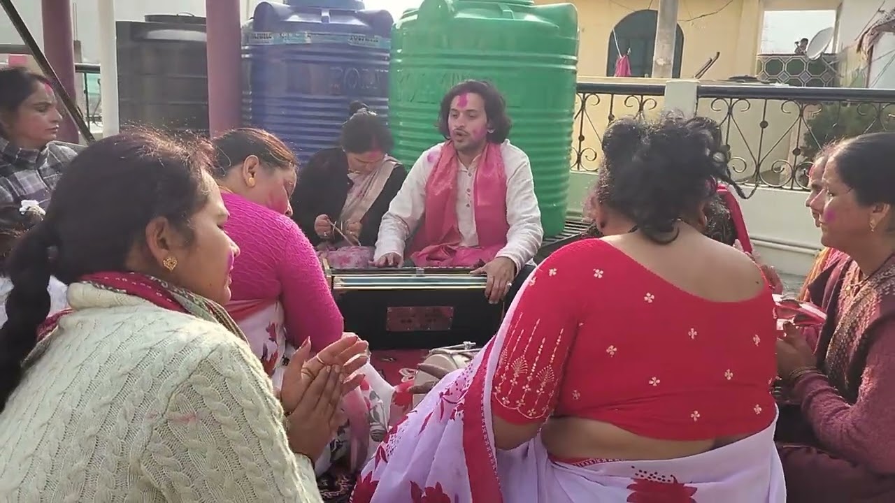 सुंदर होली गीत